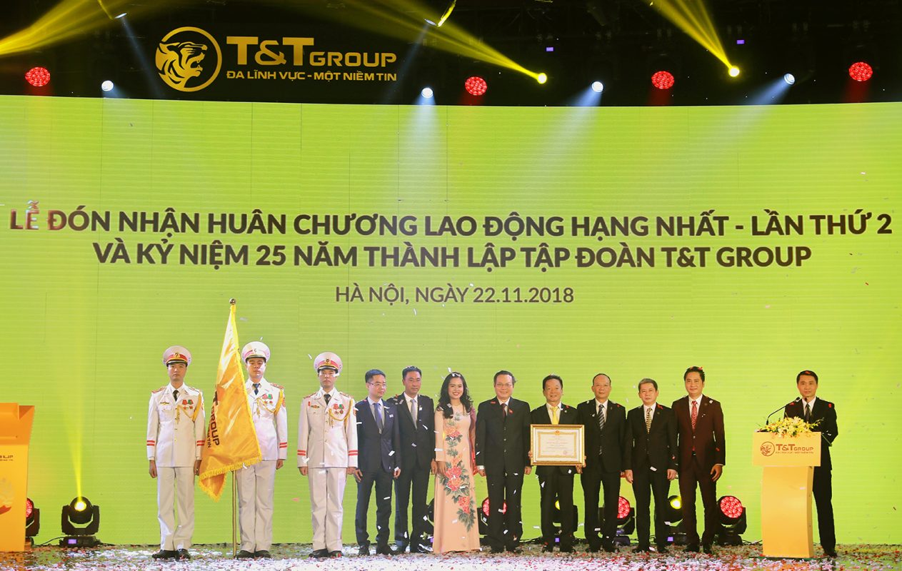  T&T Group đón nhận huân chương Lao động hạng Nhất lần thứ 2